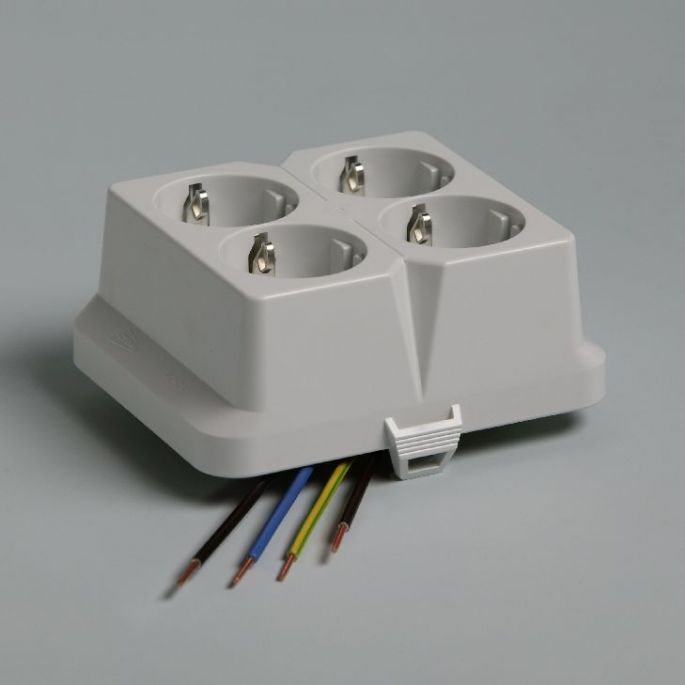 attema_ak2_-_deksel_met_4-voudige_wandcontactdoos_-_at2274.jpg