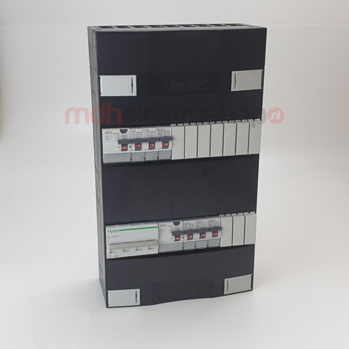 GE  AEG Groepenkast  6 Groepen 6 x Lichtgroepen  220x330 mm  3 Fase