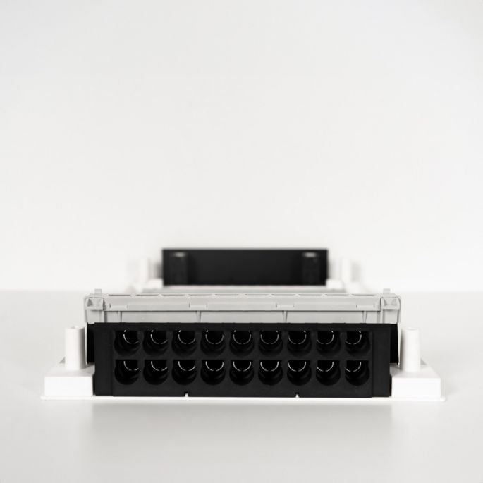 Alfa groepenkast Hager, 3 fase met 9 groepen, 380x300mm (HxB)