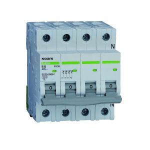 Installatieautomaat 10A 3P+N 6 kA C-Kar.